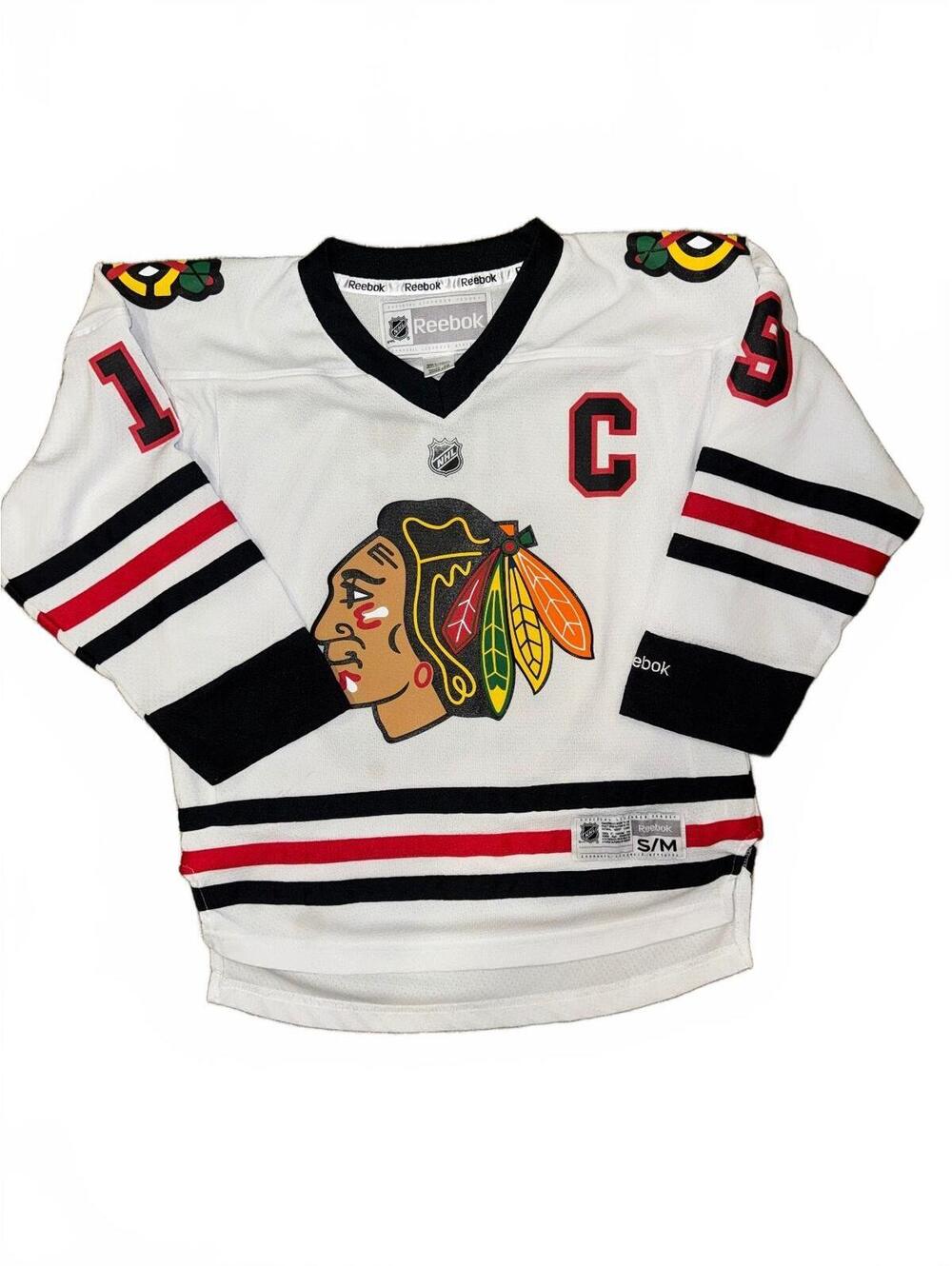 Youth Reebok Chicago Blackhawks Jonathan Toews jersey Size S/M